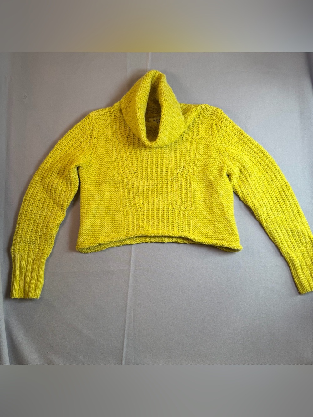 Abercrombie & Fitch Women’s szL Yellowish/Lime Green Cropped Cowl Neck Sweater